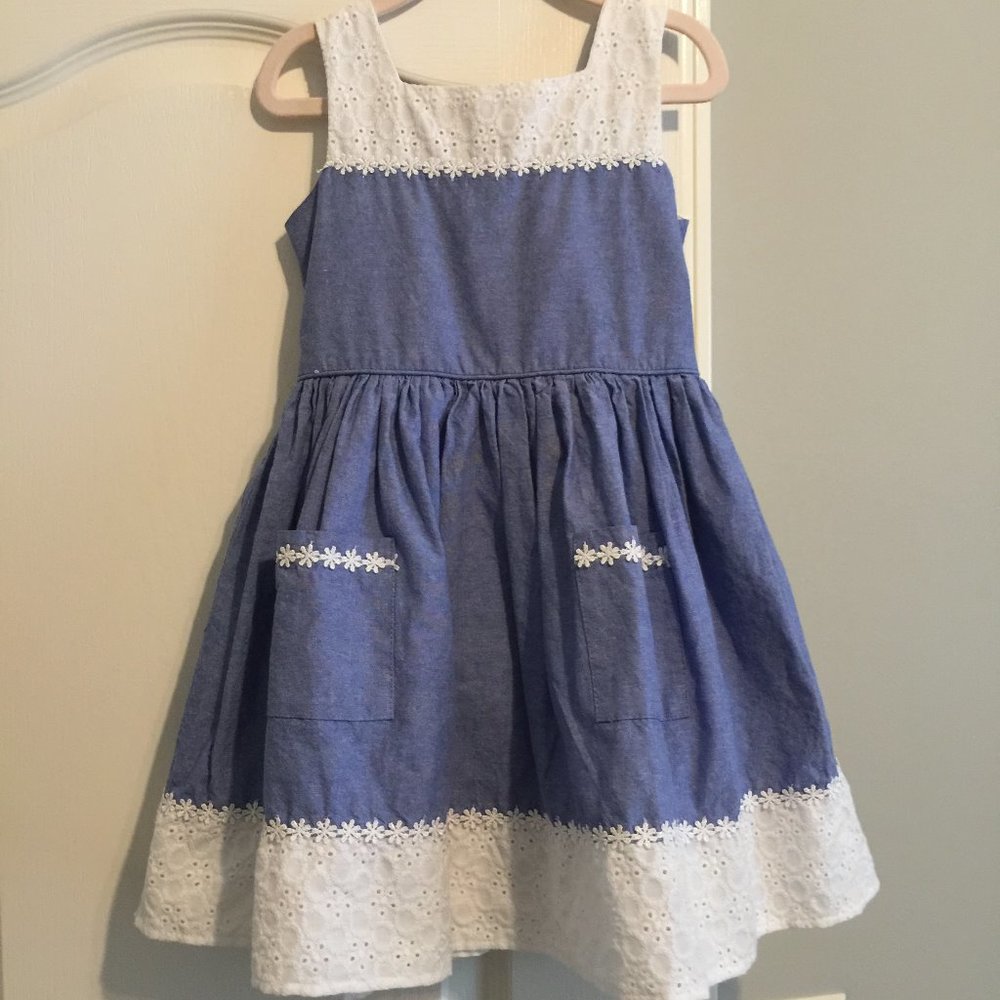 PRECIOUS SWEET HEART ROSE SPRING DRESS. SIZE 5